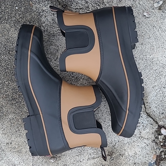 Chooka Ladies'"Chelsea Rain Boot" - Picture 2 of 8